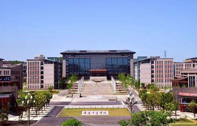 貴州省汽車駕駛技工學(xué)校與貴州廣告設(shè)計(jì) 技能與創(chuàng)意的融合之路